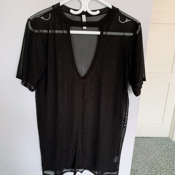 Mesh Going Out Top (One Size) - Picture 2 of 4